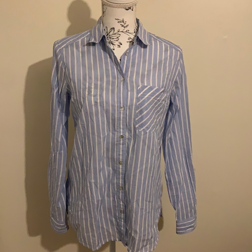 NWT Express Women’s Boyfriend Button up